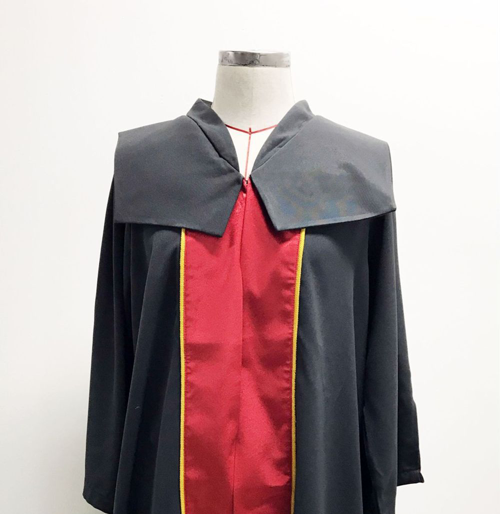 Temasek Polytechnic graduation gown