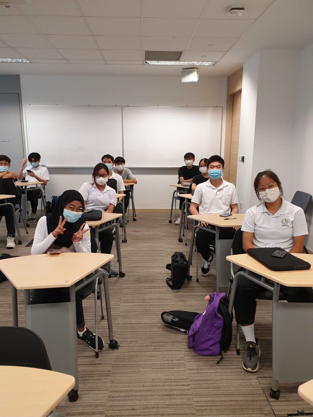 Applied Science students attending lessons during the COVID-19 pandemic