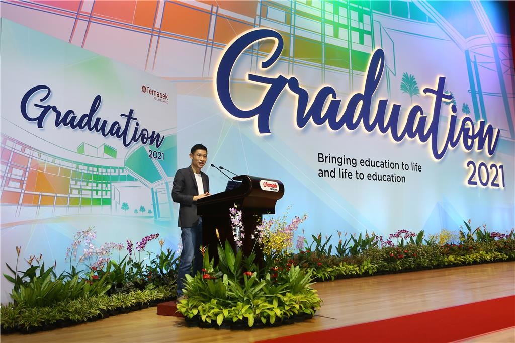 <em>Graduation</em> ceremony 2021, day 1 session 2, School of Informatics & IT