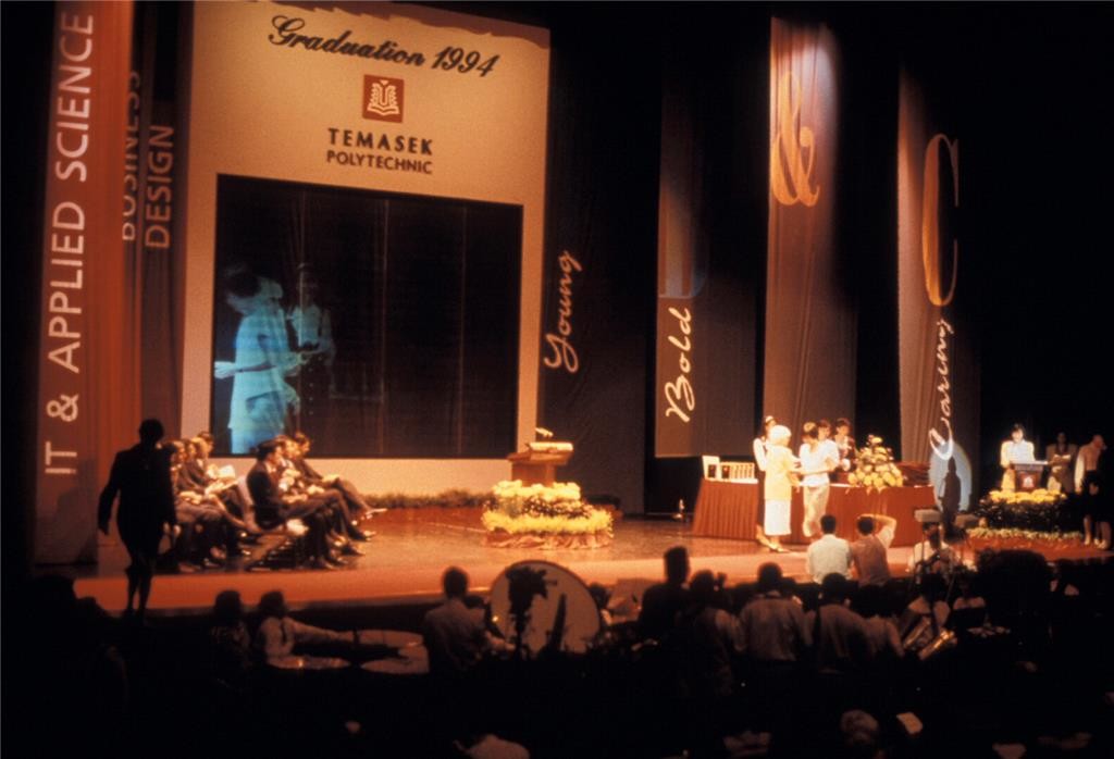 <em>Graduation</em> ceremony 1994